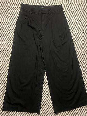 Classic black high waist pleated wide leg trousers Madewell size 10